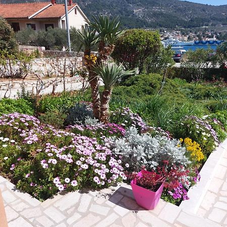 Apartmani Ana Cres Buitenkant foto