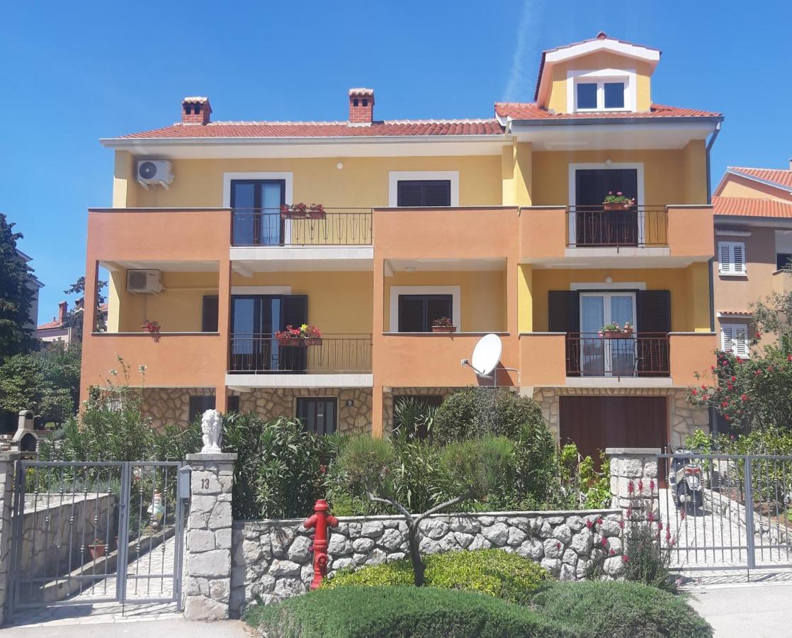 Apartmani Ana Cres Buitenkant foto