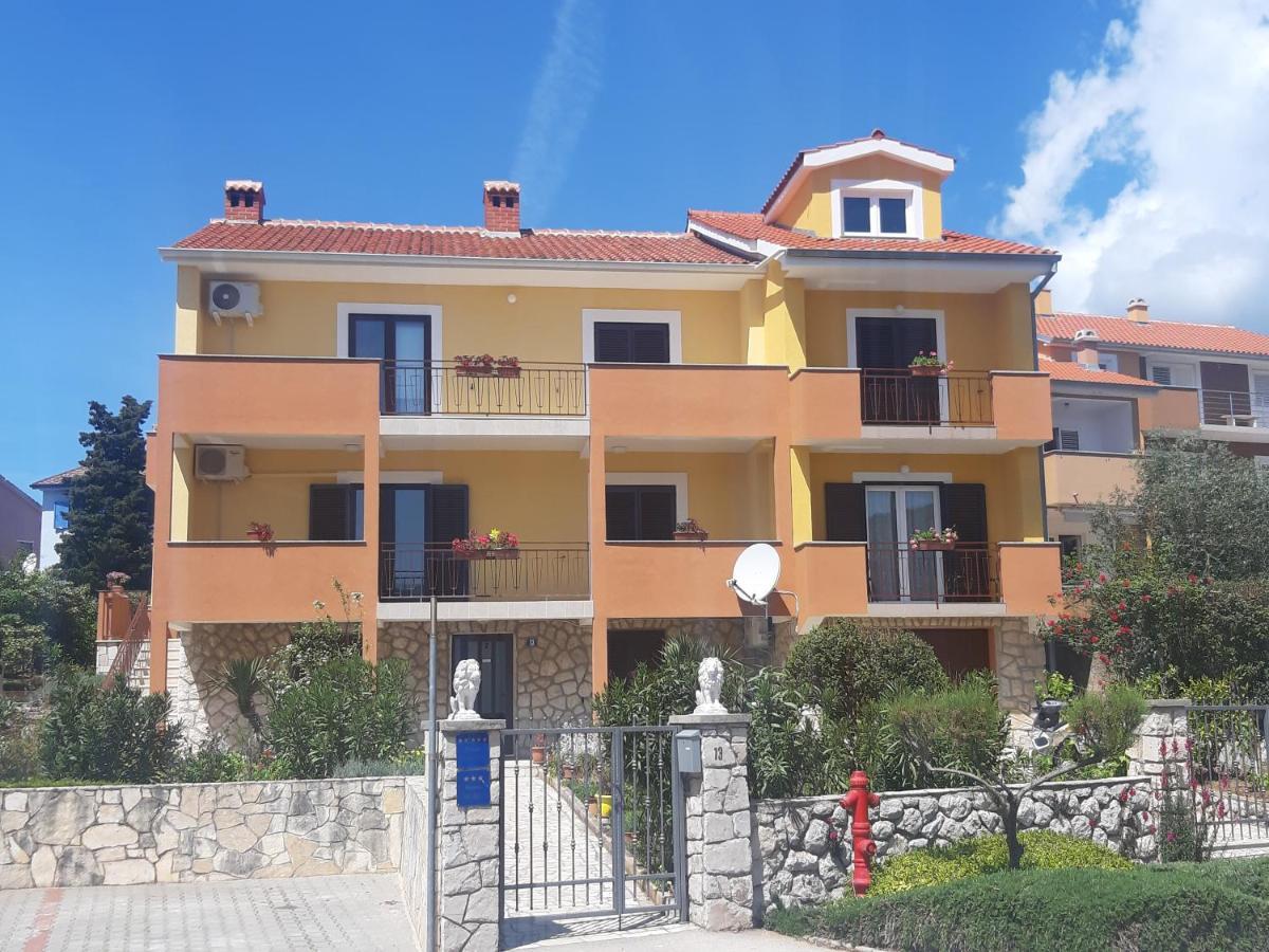 Apartmani Ana Cres Buitenkant foto