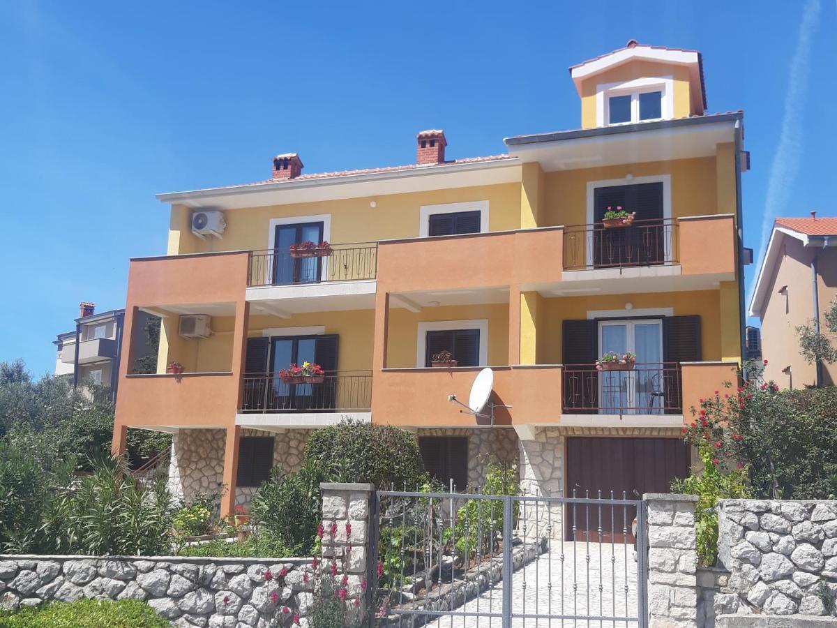 Apartmani Ana Cres Buitenkant foto