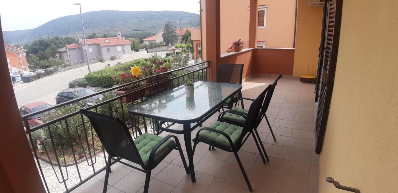 Apartmani Ana Cres Kamer foto