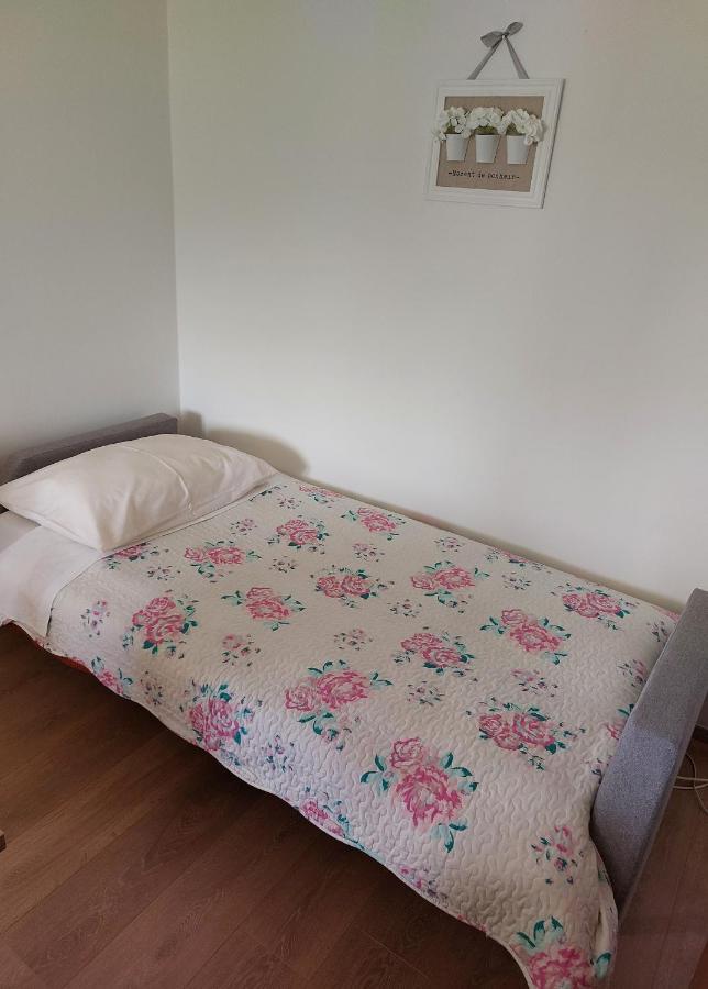 Apartmani Ana Cres Buitenkant foto