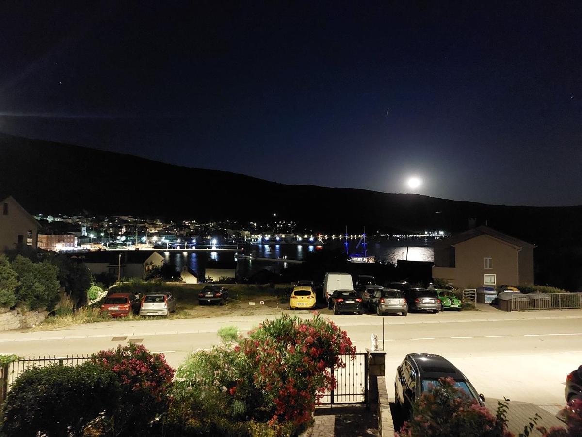 Apartmani Ana Cres Buitenkant foto