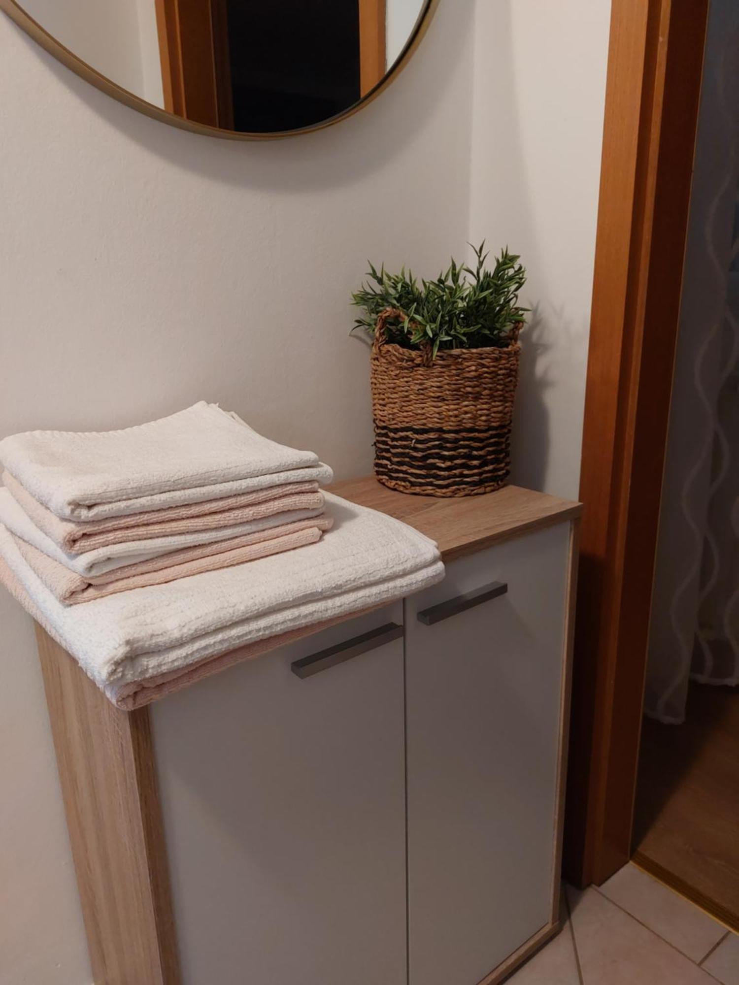 Apartmani Ana Cres Kamer foto