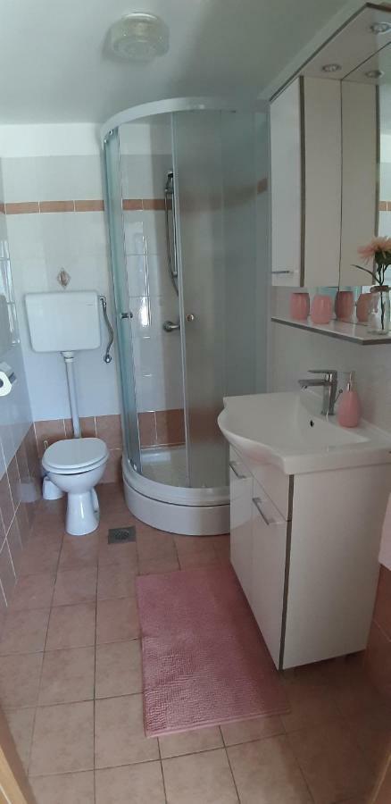 Apartmani Ana Cres Buitenkant foto